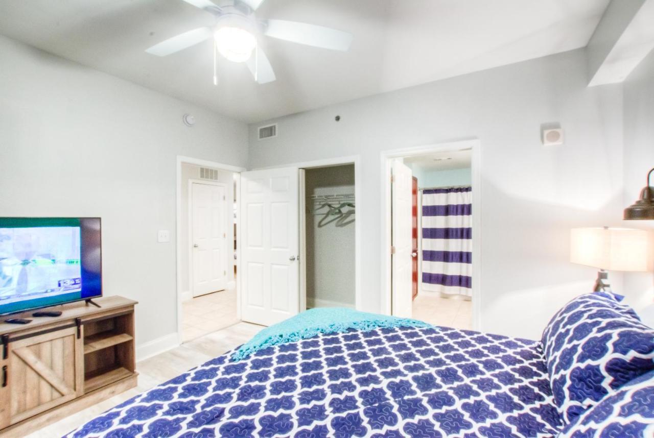 פנמה סיטי ביץ' Brand New!Laketown Wharf 334! Beautiful 3 Bd, Great Amenities, And Great Location מראה חיצוני תמונה