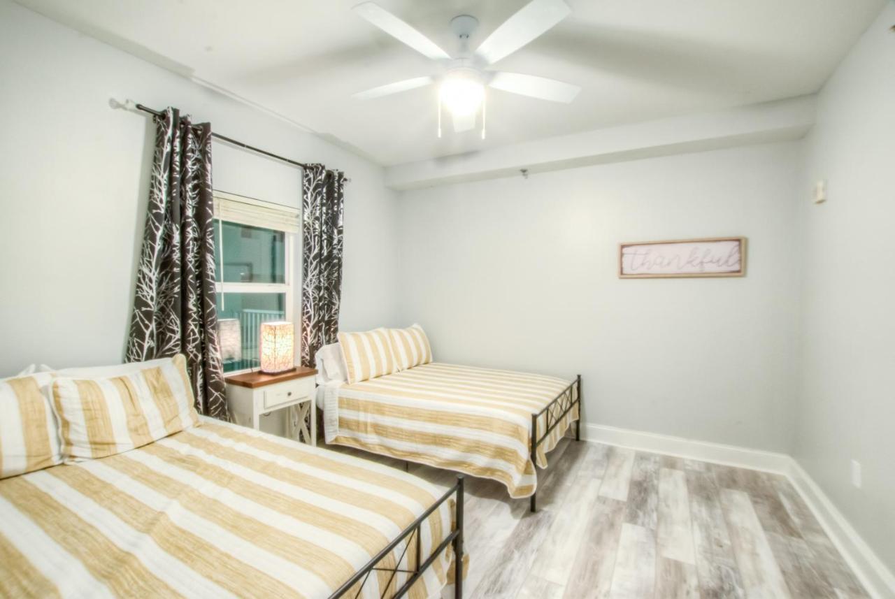 פנמה סיטי ביץ' Brand New!Laketown Wharf 334! Beautiful 3 Bd, Great Amenities, And Great Location מראה חיצוני תמונה