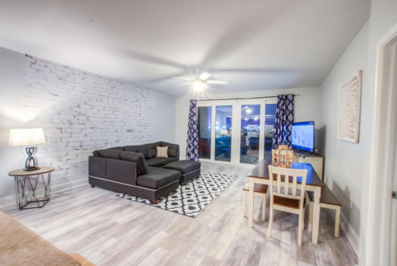 פנמה סיטי ביץ' Brand New!Laketown Wharf 334! Beautiful 3 Bd, Great Amenities, And Great Location מראה חיצוני תמונה