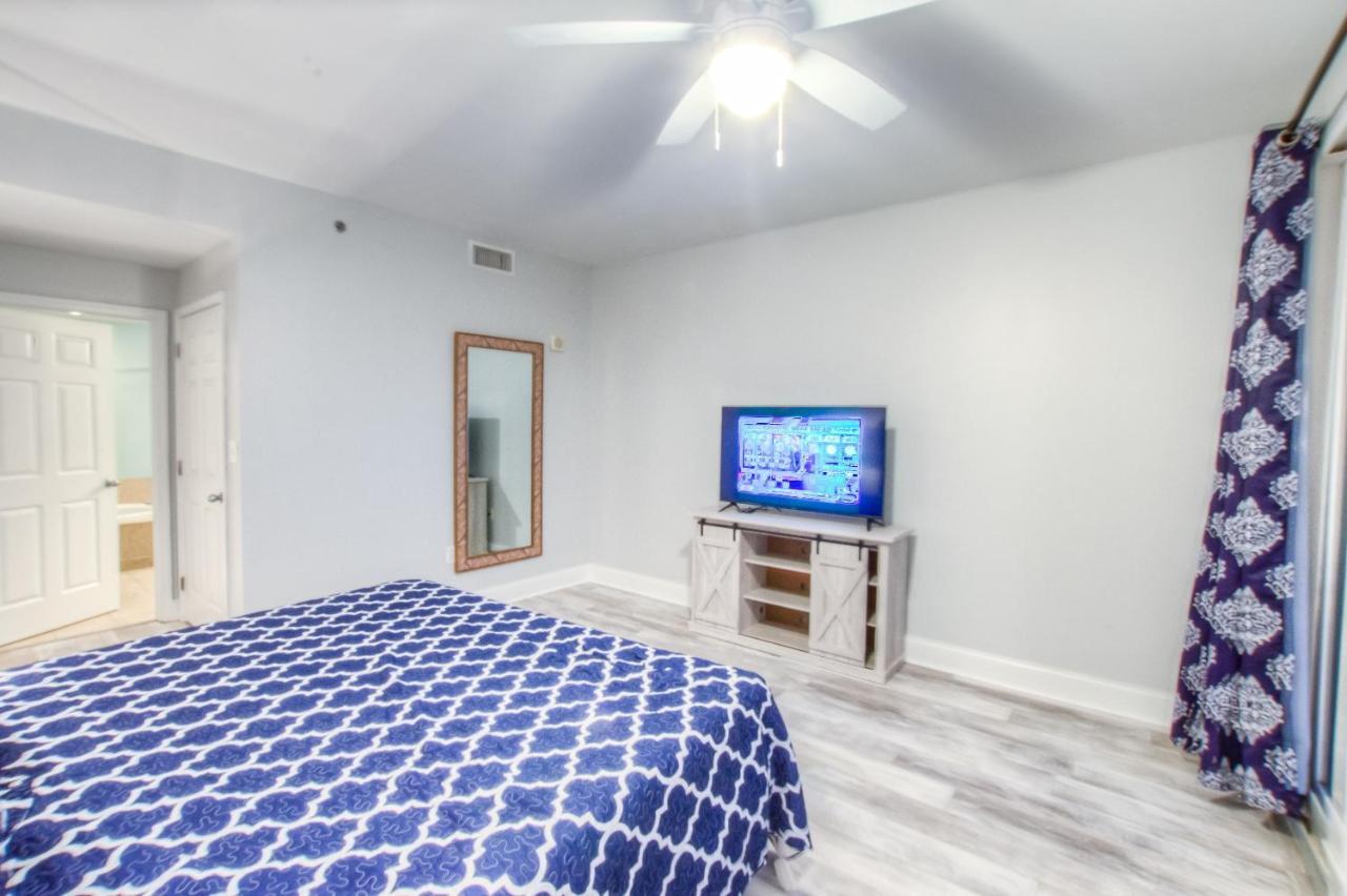 פנמה סיטי ביץ' Brand New!Laketown Wharf 334! Beautiful 3 Bd, Great Amenities, And Great Location מראה חיצוני תמונה